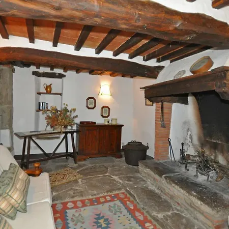 Sleeps 4 Pool Apartment